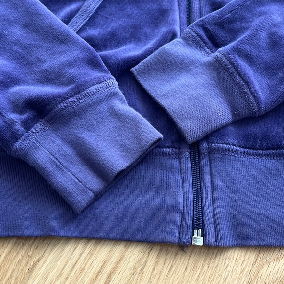 Juicy Couture Velour Top - Picture 8 of 10